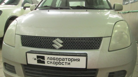 Чип-тюнинг с отключением катализатора на Suzuki Swift 1.3 MT 91hp 2007 года выпуска