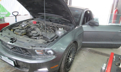 Чип-тюнинг Ford Mustang 3.7 303hp AT 2010 года выпуска