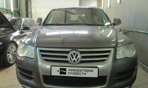 Чип-тюнинг с отключением клапана EGR и вихревых заслонок на Volkswagen Touareg 3.0 TDI AT 239hp 2009 года выпуска